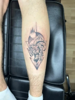 Tatouage Bouc mollet