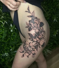Tatouage Floral Jambe Hyères